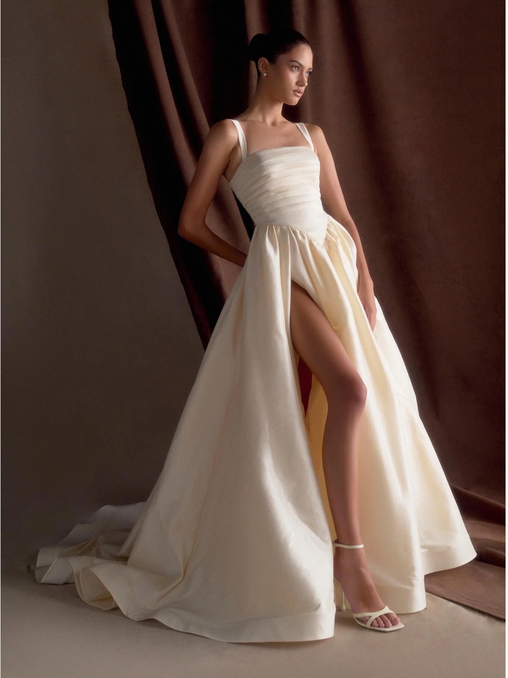 Meshki The CARLA Ruched Gown- Cream A-Line Bridal Gown High Slit-Size XS - Picture 2 of 16